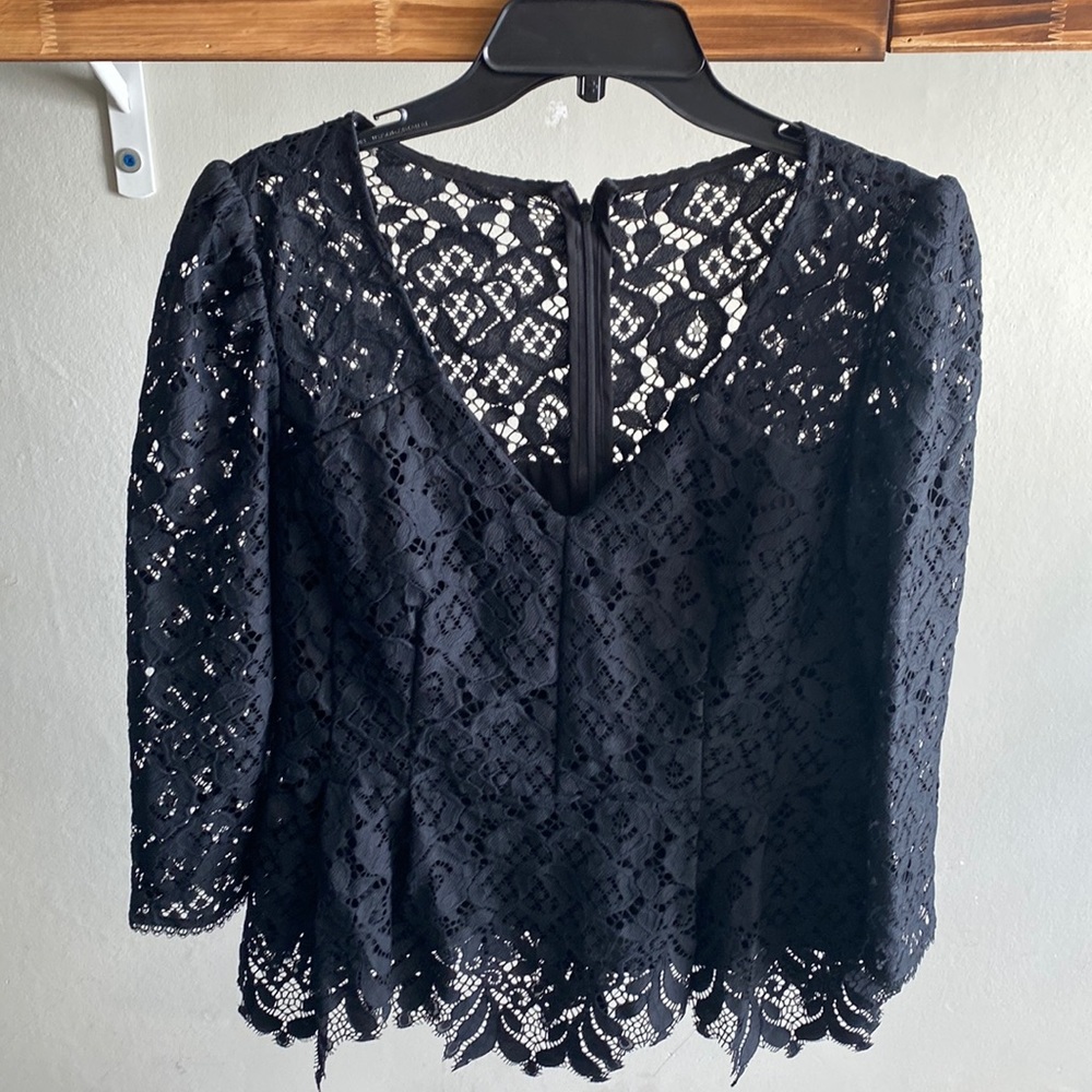 Nanette Lepore 3/4 sleeve scalloped lace top